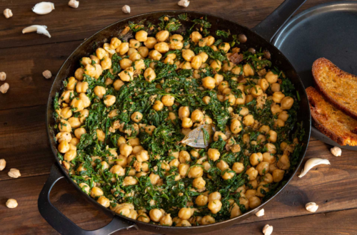 Best Espinacas con Garbanzos Near Me